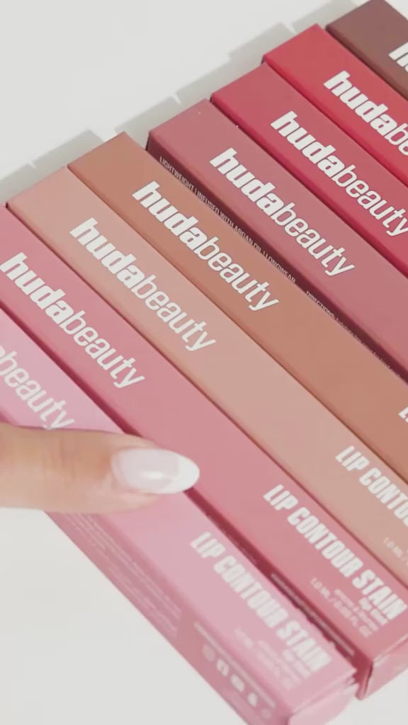 Lip contour stain