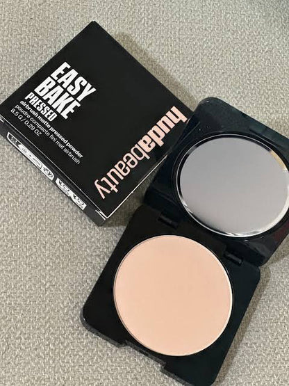 HUDA BEAUTY Poudre pressée Easy Bake